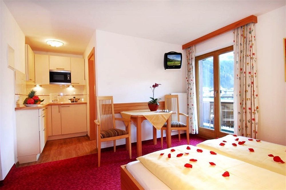 Apart Austria Mayrhofen Exterior photo